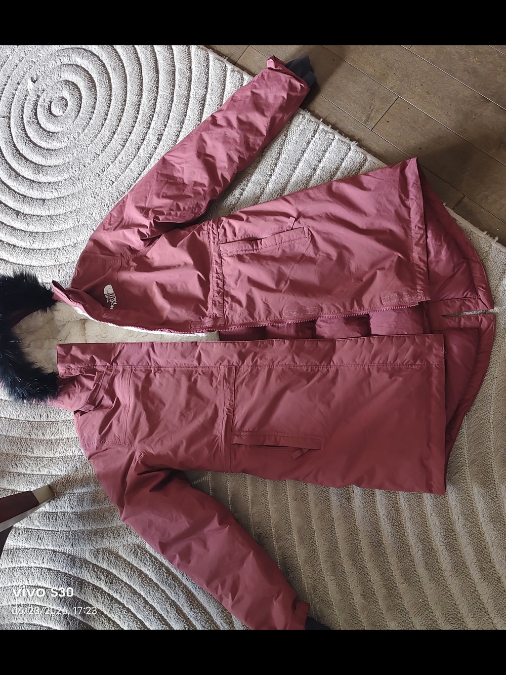 The North Face Girls' Long Puffer Coat in Rose, size XXL,